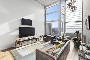 855 Folsom 903 Living Room 4