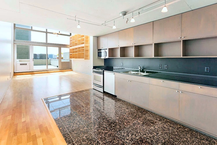 Yerba Buena Lofts #531 Terrace – kitchen