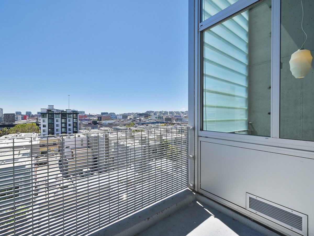 Yerba Buena Lofts #711 – photo 3