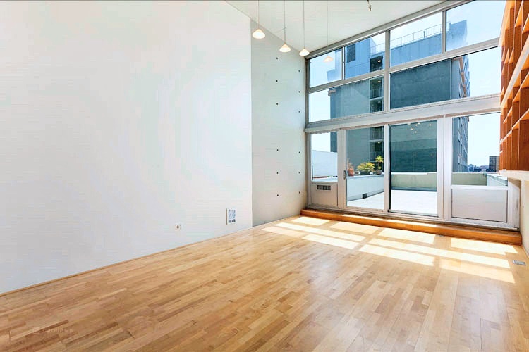 Yerba Buena Lofts #531 Terrace – living room