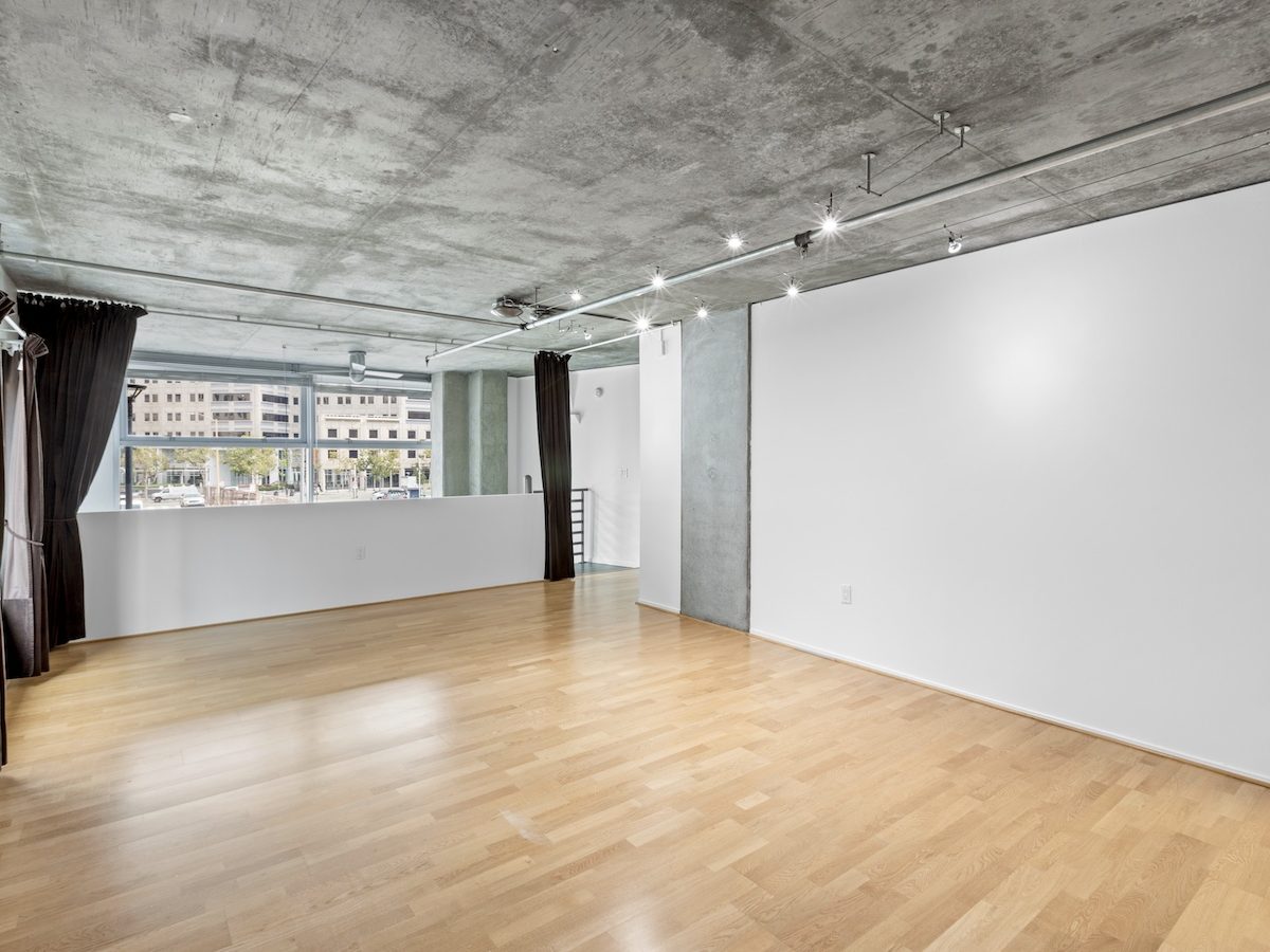 Hawthorne Place #100 bedroom