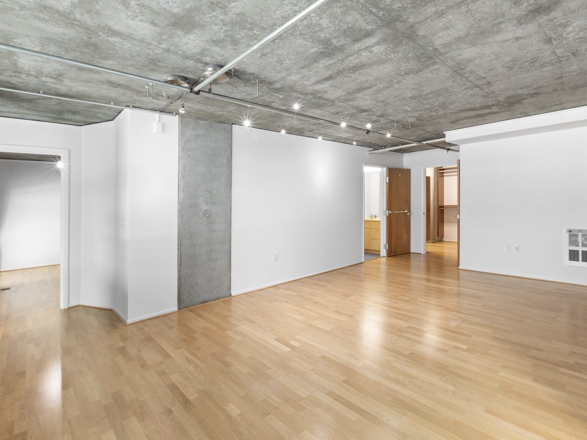 Hawthorne Place #100 bedroom