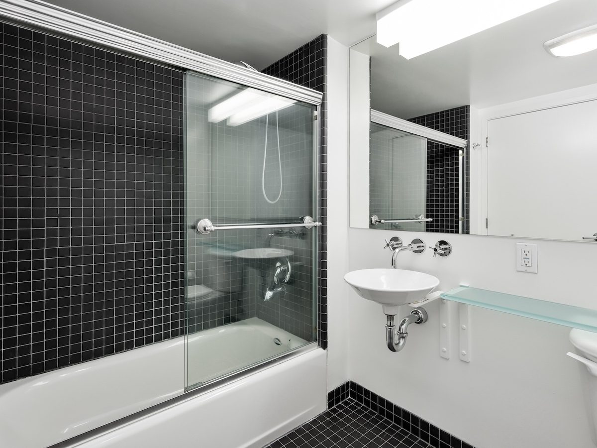Yerba Buena Lofts #711 – photo 9